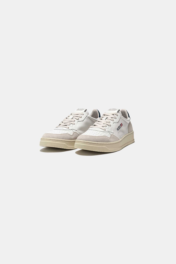 AUTRY MEDALIST LOW WHT/BLUE