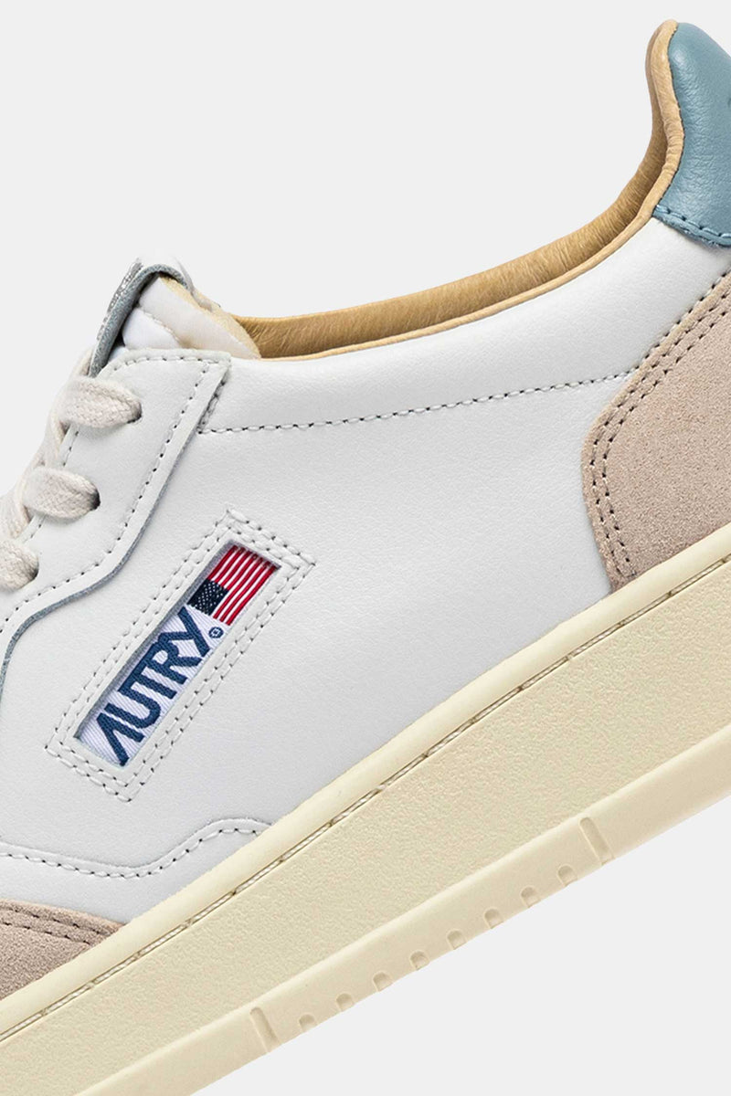 AUTRY MEDALIST LOW WHT/SLVBLUE